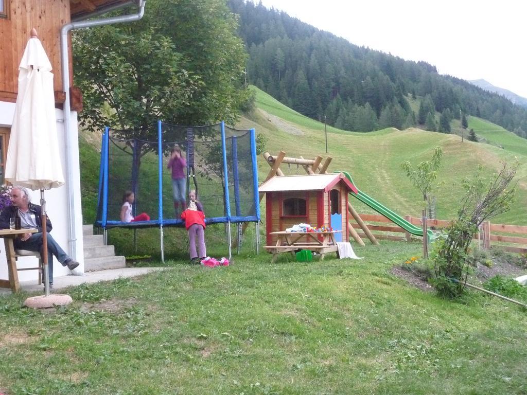 Apartmenthaus Gutwenger Innervillgraten Exterior photo